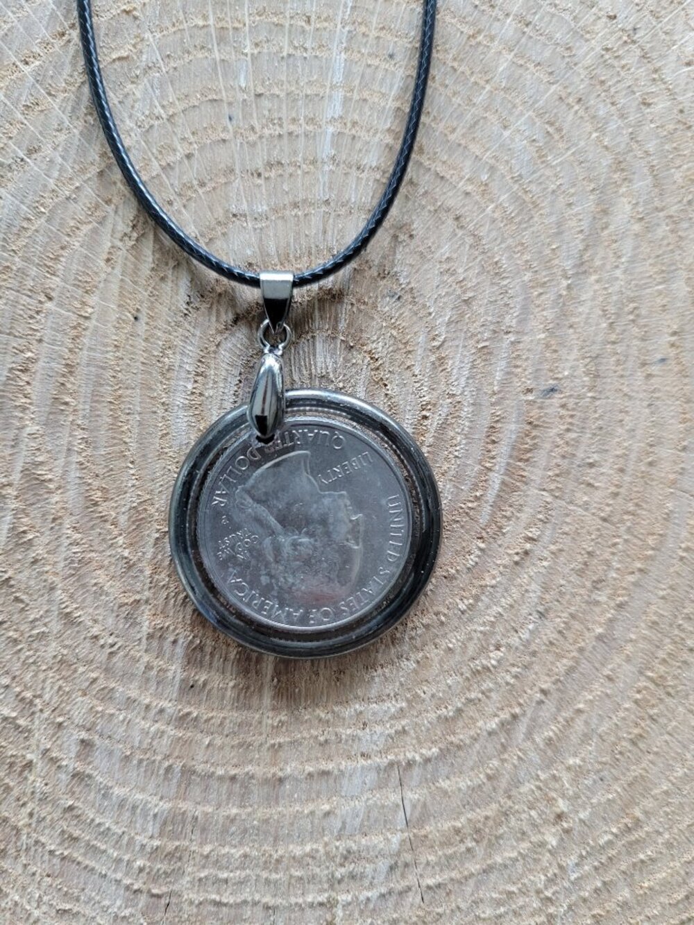 2020 National Park of America Samoa Quarter Pendant – Handcrafted Resin Jewelry - Picture 13 of 17